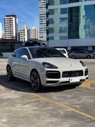PORSCHE CAYENNE 3.0 V6 E-HYBRID COUPÉ PLATINUM EDITION AWD TIPTRONIC S